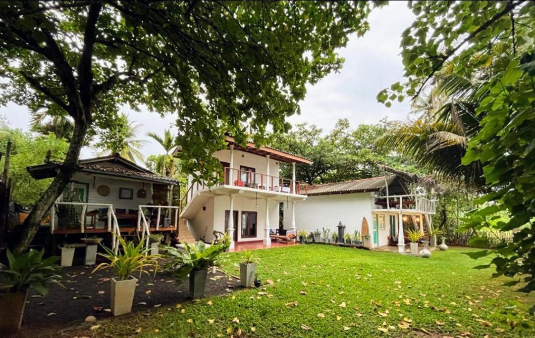 Beach House Kalukatiya - Family Villa, Seaview Room, Garden Room Dickwella Zewnętrze zdjęcie